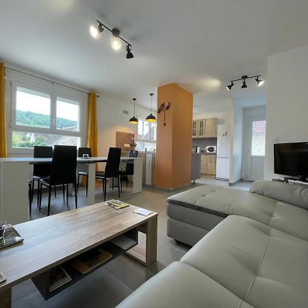 Maison De Campagne Entre Vigne Et Bois ชาบลี ภายนอก รูปภาพ