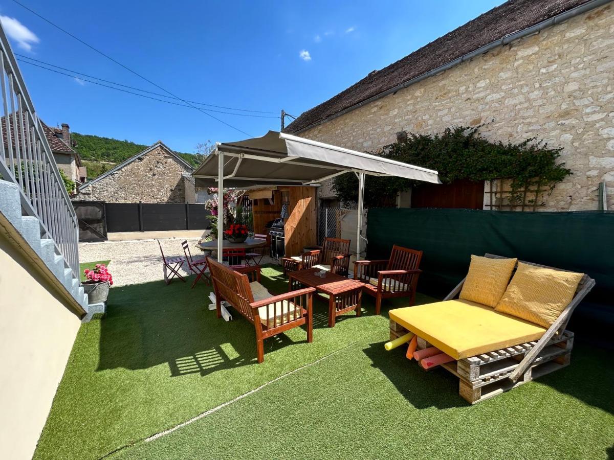 Maison De Campagne Entre Vigne Et Bois ชาบลี ภายนอก รูปภาพ